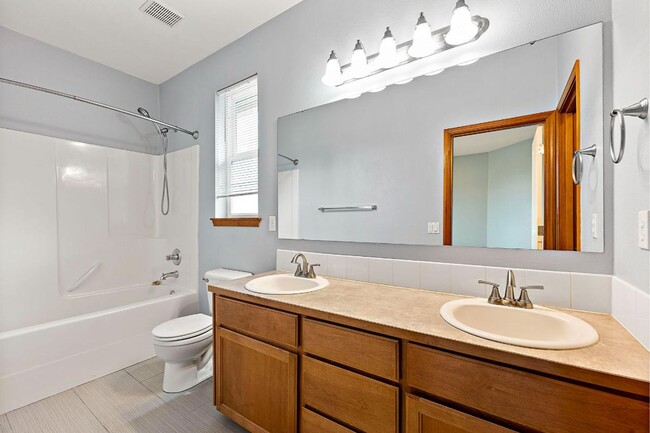 Building Photo - Beautiful Single-Story Olympia Home with Dog Wash, Garden Beds & Thoughtful Layout