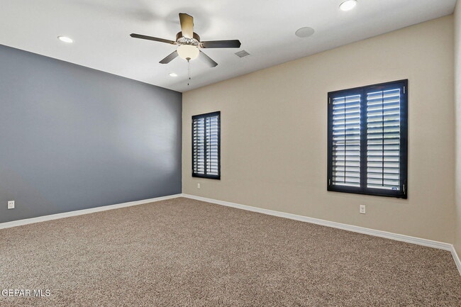 Building Photo - 2157 Honour Point Pl