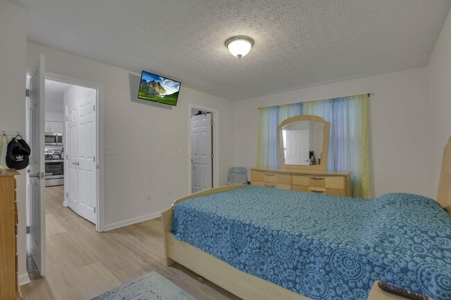 Building Photo - 4976 Conifer Dr