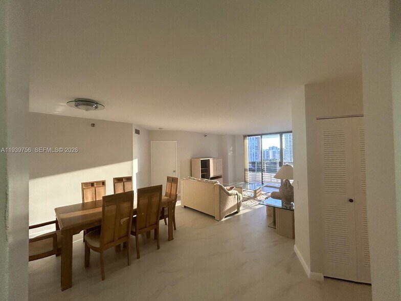 Building Photo - 3400 NE 192nd St