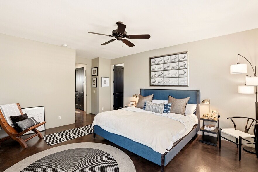 Building Photo - 42 Calle Maria Elena