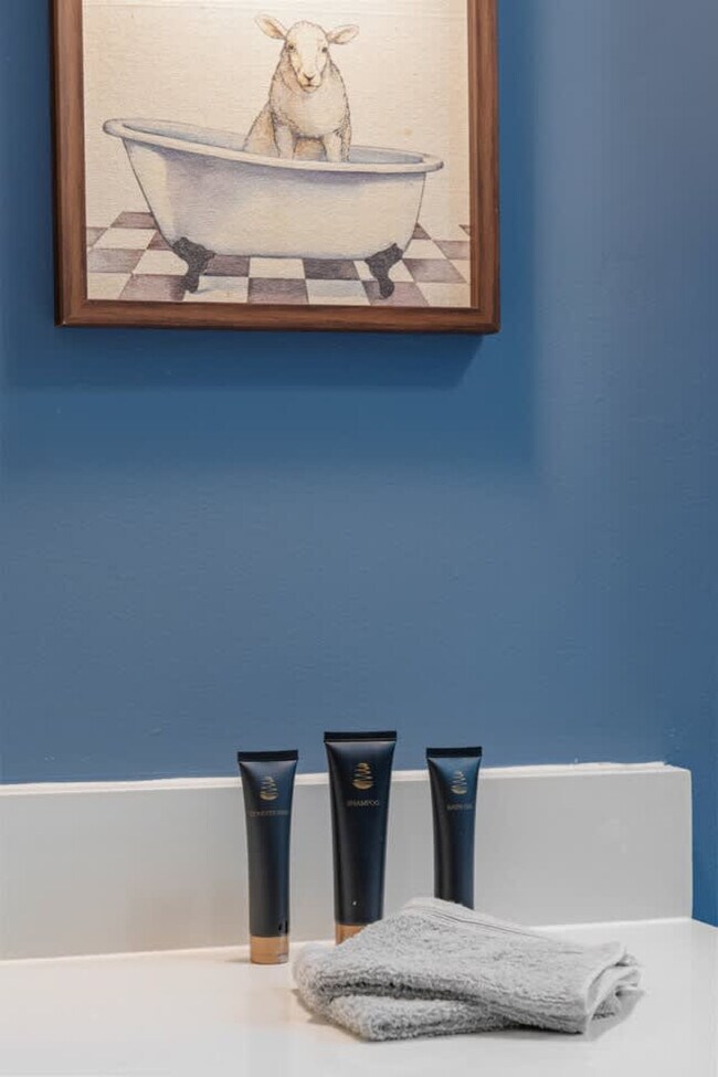 Building Photo - 509 Dabbs St