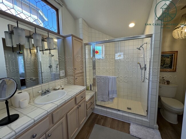 Building Photo - 3 Bed / 2 Bath Charming Carmel Point Home