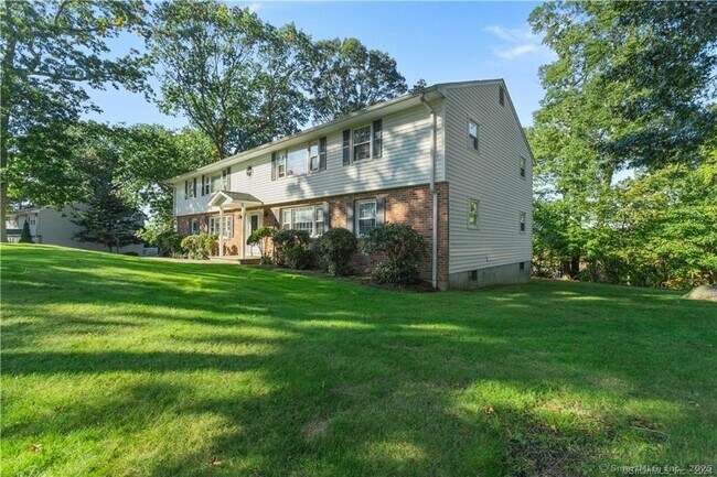 Building Photo - 280 E Main St