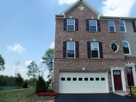 Building Photo - 325 Broadstone Dr