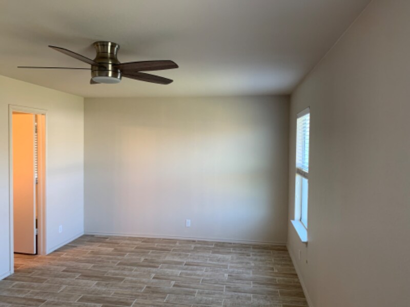 Building Photo - 8451 Blackstone Cove