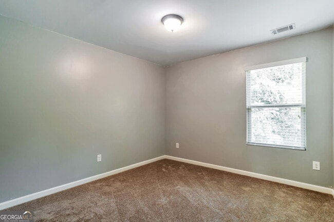 Building Photo - 4098 Clay Ct SE