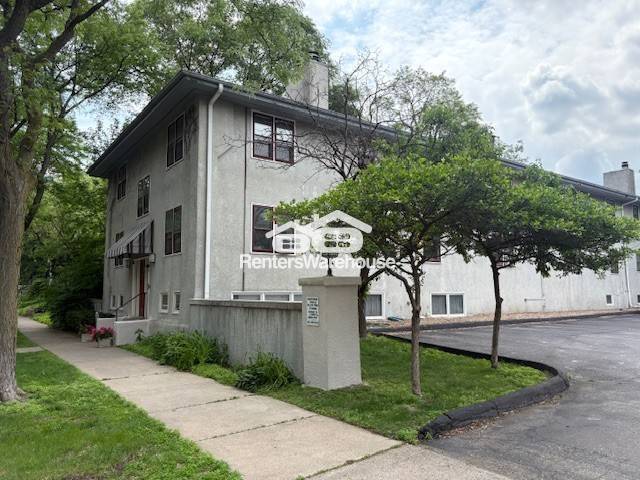 Building Photo - 666 Ashland Ave