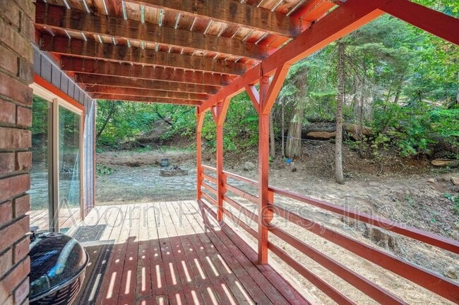 Building Photo - 6290 Topaz Dr