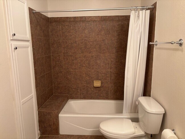 Building Photo - Charming one-bedroom, one-bath home in San Antonio