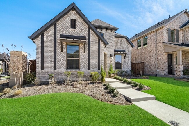 Building Photo - Beautiful 3BR Home with Office, Media Room & 3-Car Garage in Cambridge Crossing