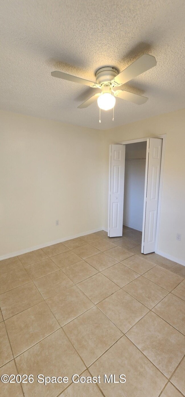 Building Photo - 1807 Edith St NE