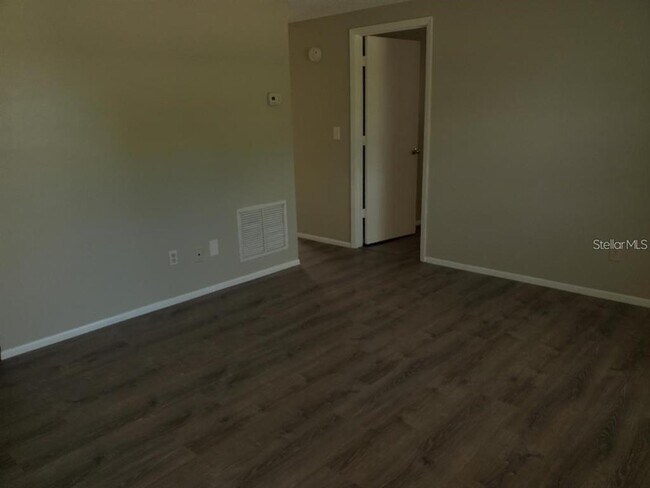 Building Photo - 6956 Brandywine Dr