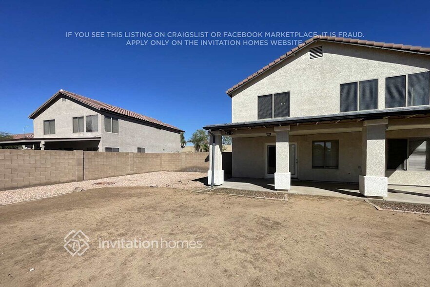 Building Photo - 9528 N 92nd Dr