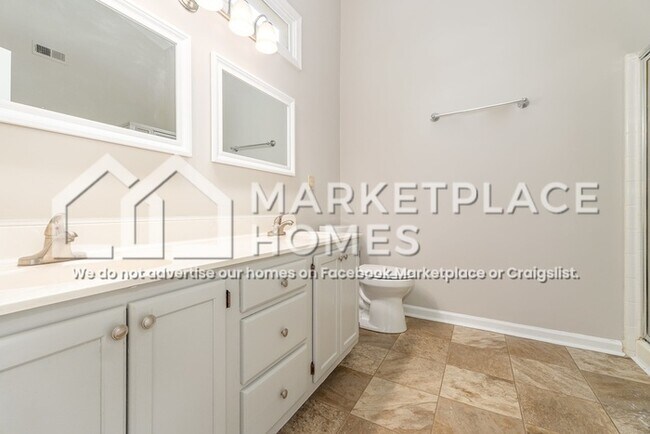 Building Photo - 4123 Silver Fox Ct