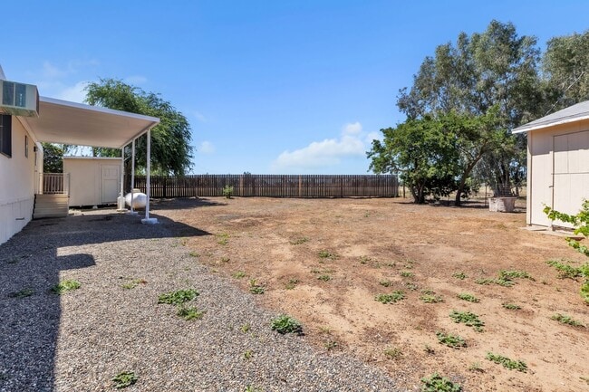 Building Photo - 3 BR/1BA | Mobile Home |2+ Acres