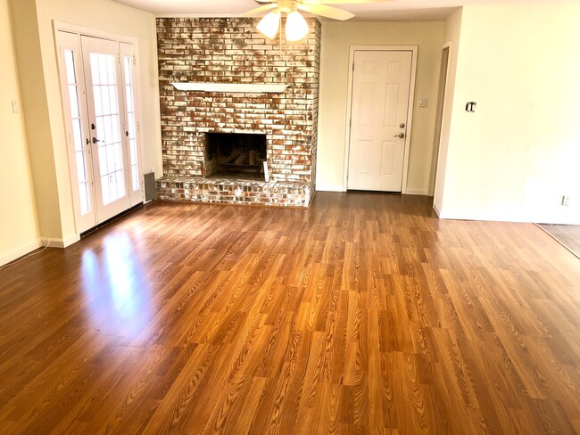 Building Photo - 2110 Quail Run