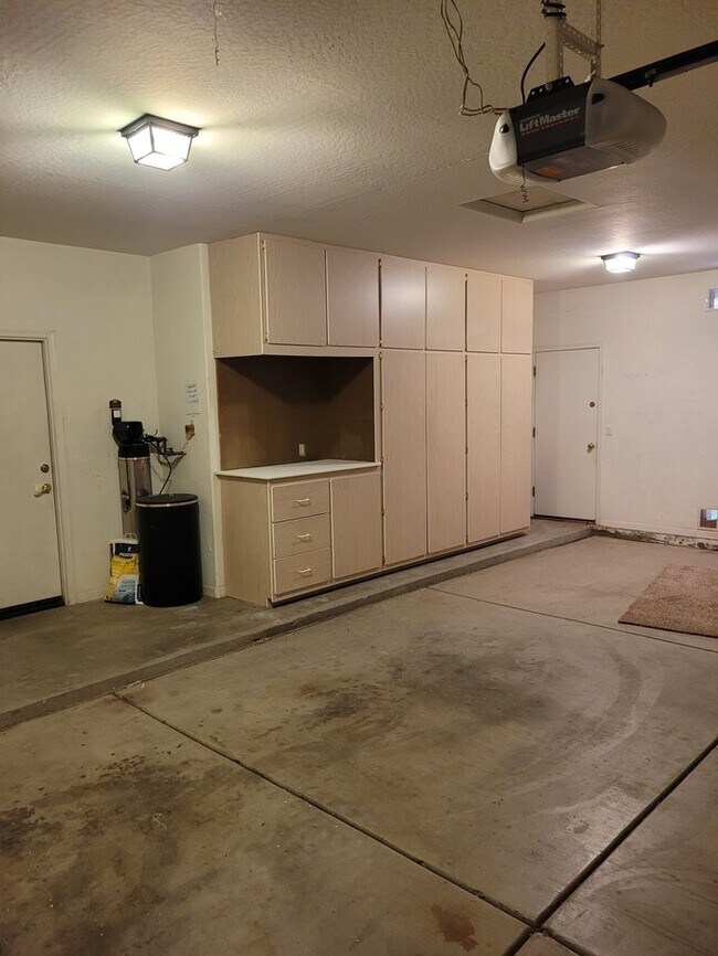 Building Photo - BEAUTIFUL 3/2 HOUSE FOR RENT IN TATUM RANCH