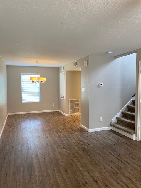 Dining Room - 404 S Texas Dr