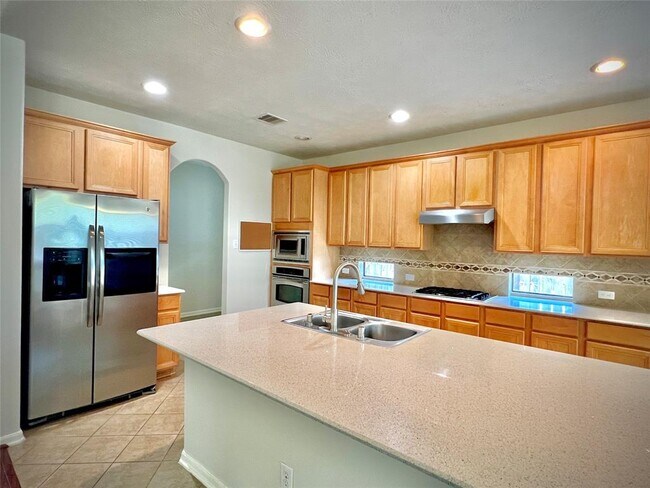 Building Photo - 6718 Glenkirk Pl