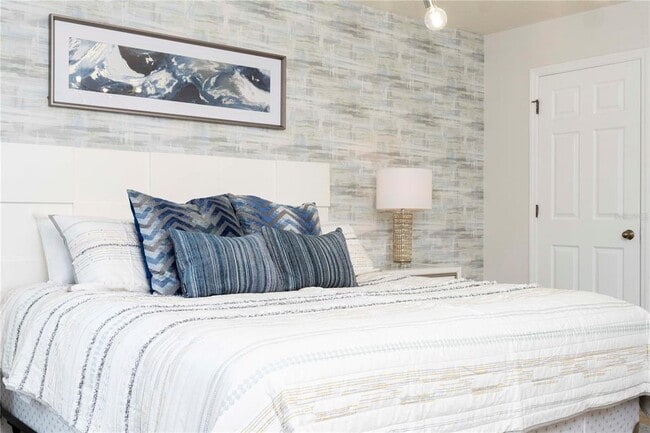 Building Photo - 650 Las Fuentes Dr