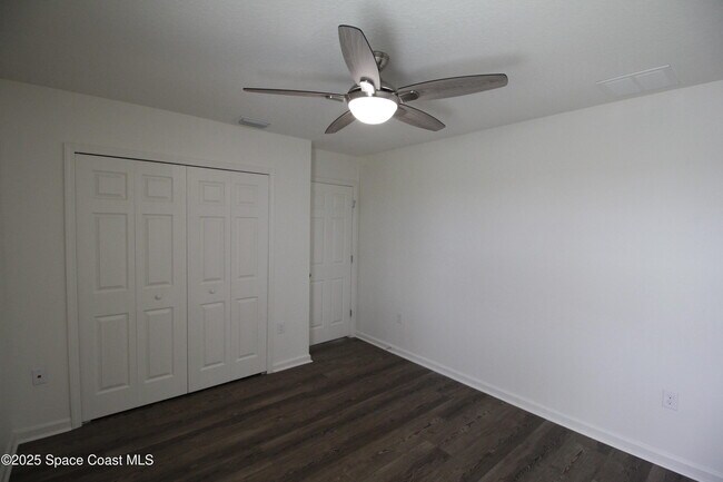 Building Photo - 4369 Alligator Flag Cir