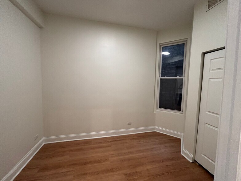 Main level bedroom 2 - 2608 W Evergreen Ave