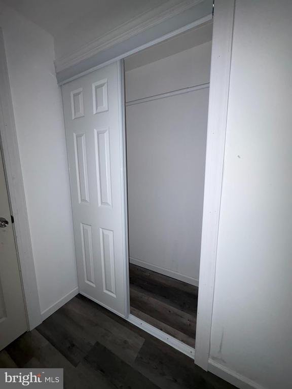 Building Photo - 145 W Main St