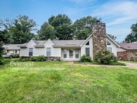 Building Photo - 2947 Crowell St