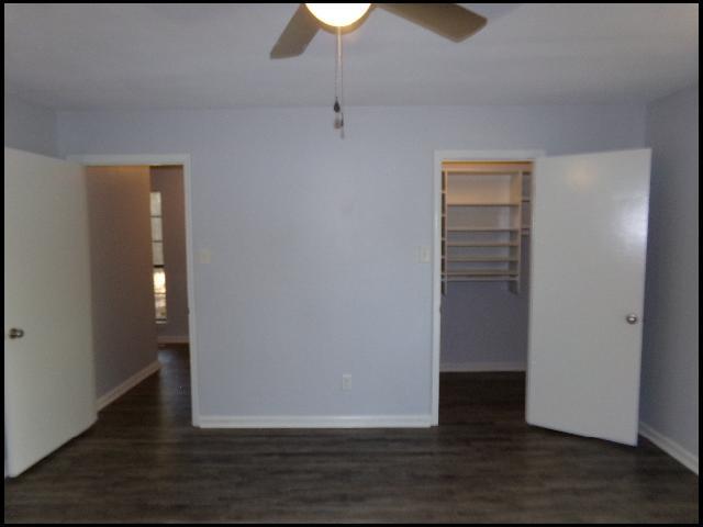 Building Photo - 8 Woodlore Cir