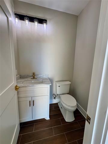 Building Photo - 2713 Stone Briar Dr