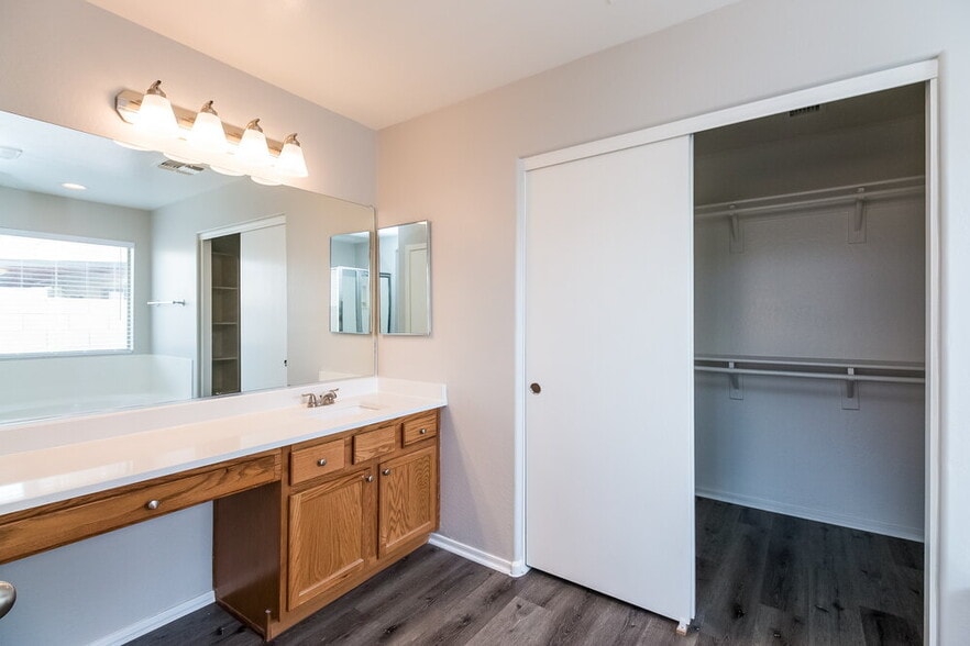 Building Photo - 9550 W Williams St