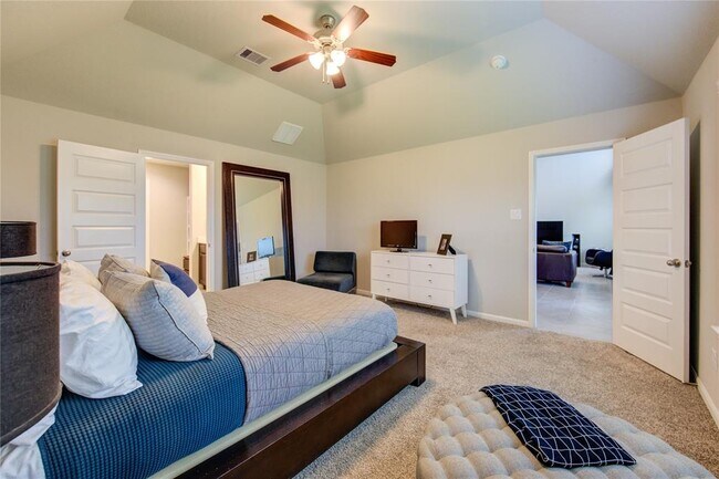 Building Photo - 9623 Japonica Dr