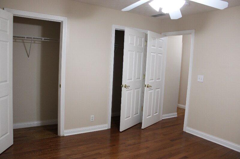 Building Photo - 4504 Langly Ct