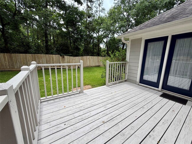 Building Photo - 4006 Hunnington Dr