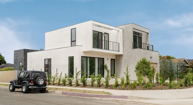 Building Photo - 12127 Lucile St