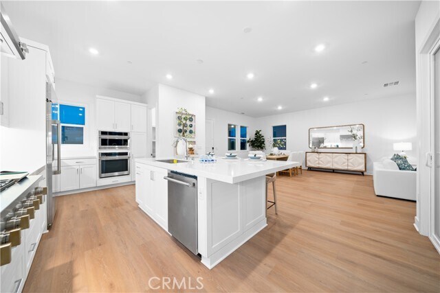 Building Photo - 580 Mulligan