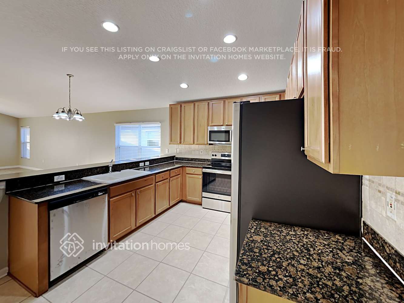 Building Photo - 35001 Meadow Reach Dr