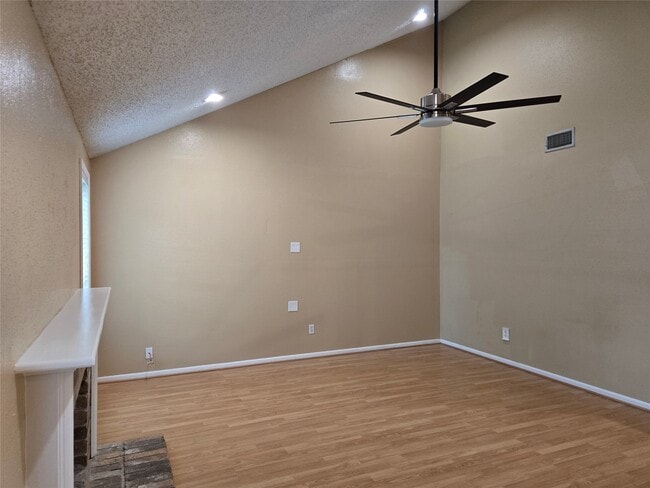 Building Photo - 12243 Fetlock Dr