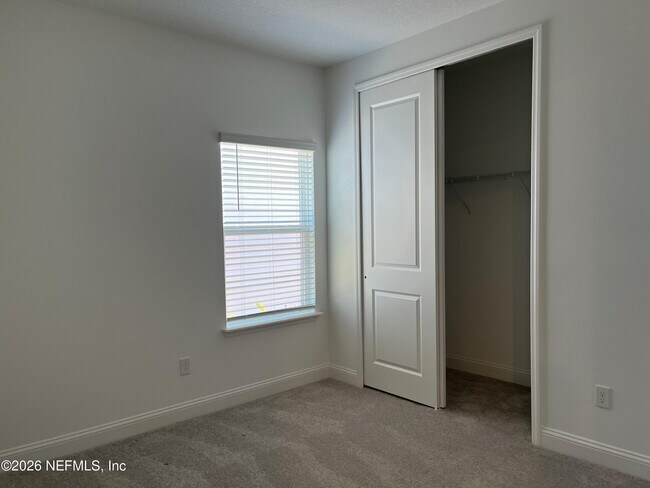 Building Photo - 66 Otsego Ln