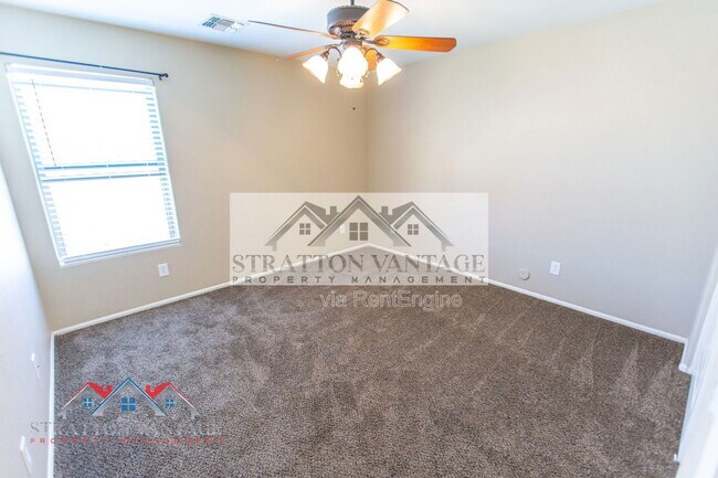 Building Photo - 4808 W Allen St