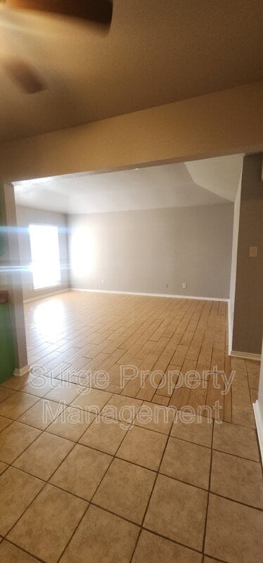 Building Photo - 6721 Loma Vista Dr