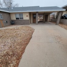 Building Photo - Charming Duplex in Cedar City