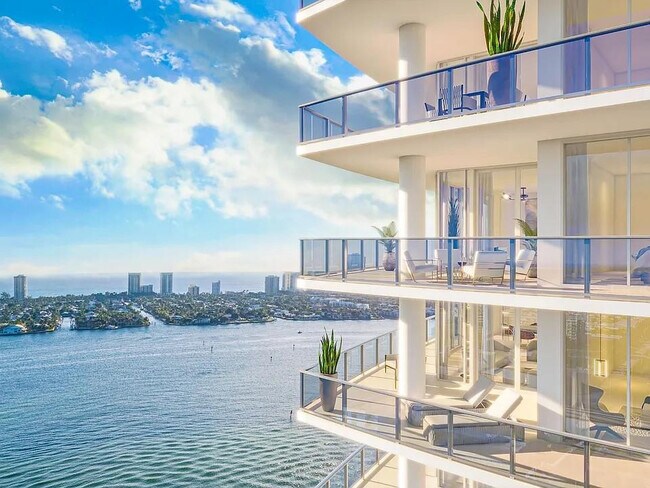 Building Photo - 220 Lake Shore Dr