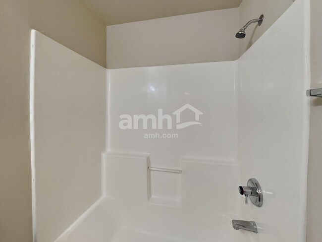 Building Photo - 16978 SW Steele Way