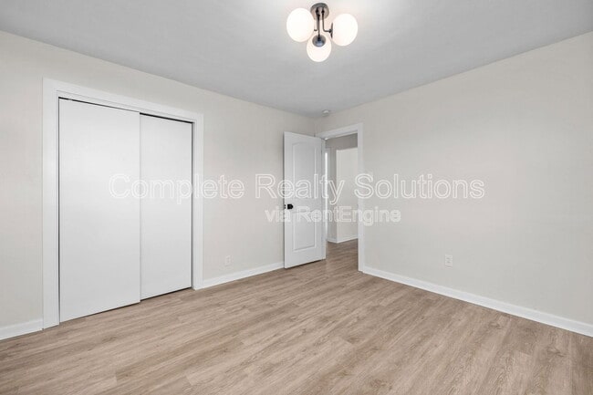 Building Photo - 1503 Wexford Ave