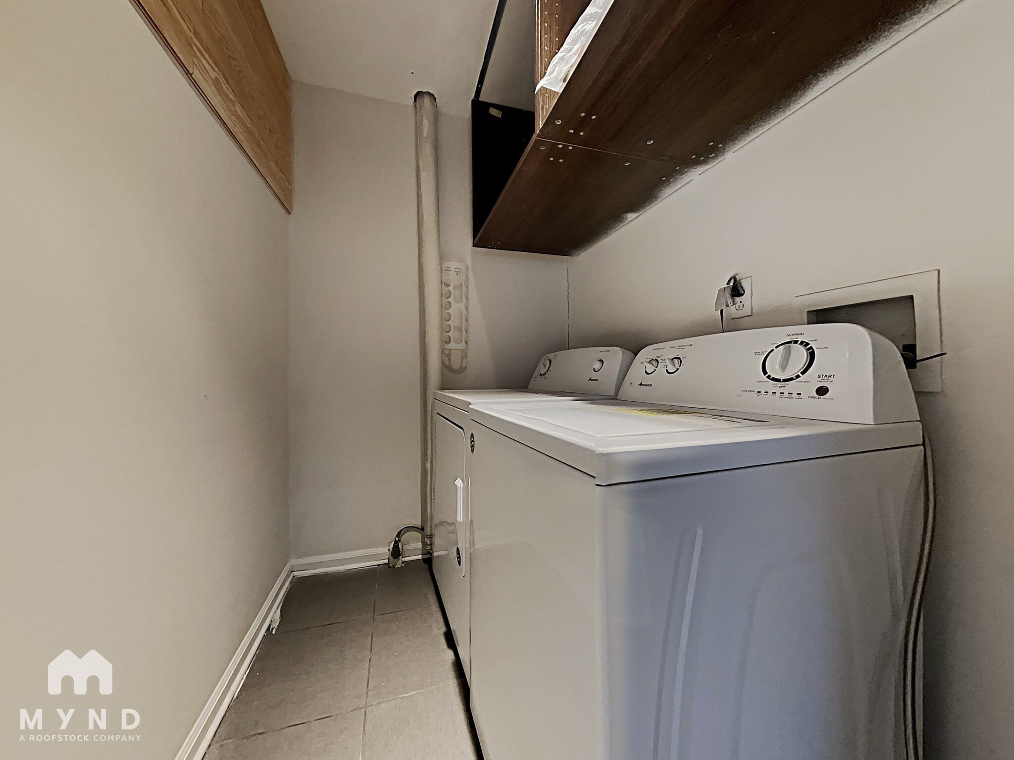 Building Photo - 7992 Shady Oak Trail