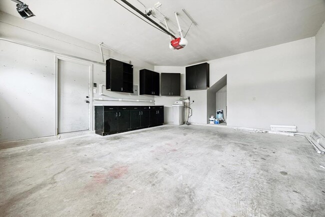 Building Photo - 15405 Montoya Cove