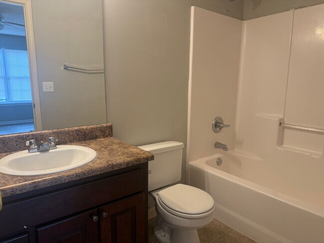 Building Photo - 2500 Barnesdale Wy