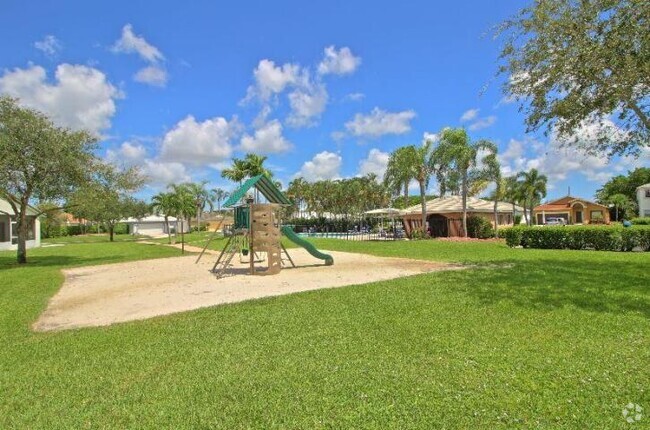 Building Photo - 6373 Lansdowne Circle, Boynton Beach, FL 33472